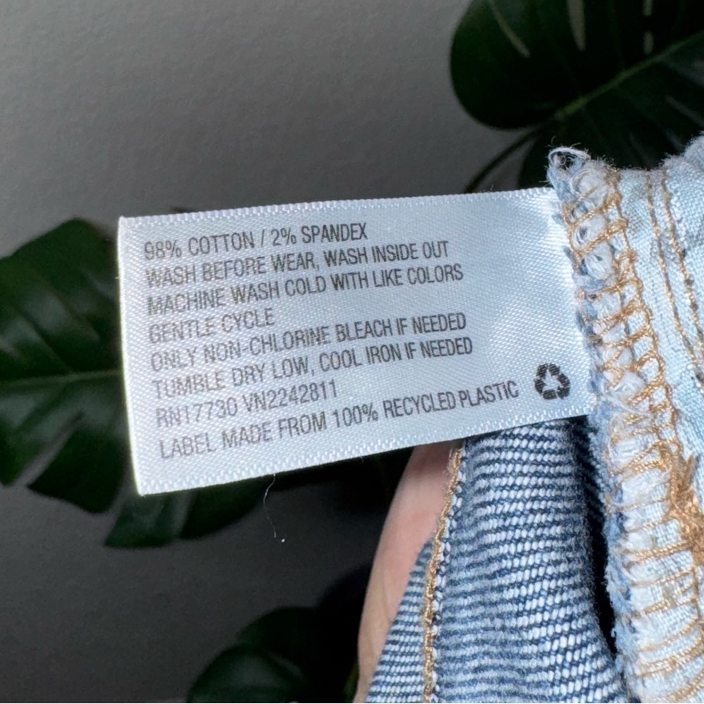 Wild Fable High Rise Mom Jeans - Picture 4 of 7